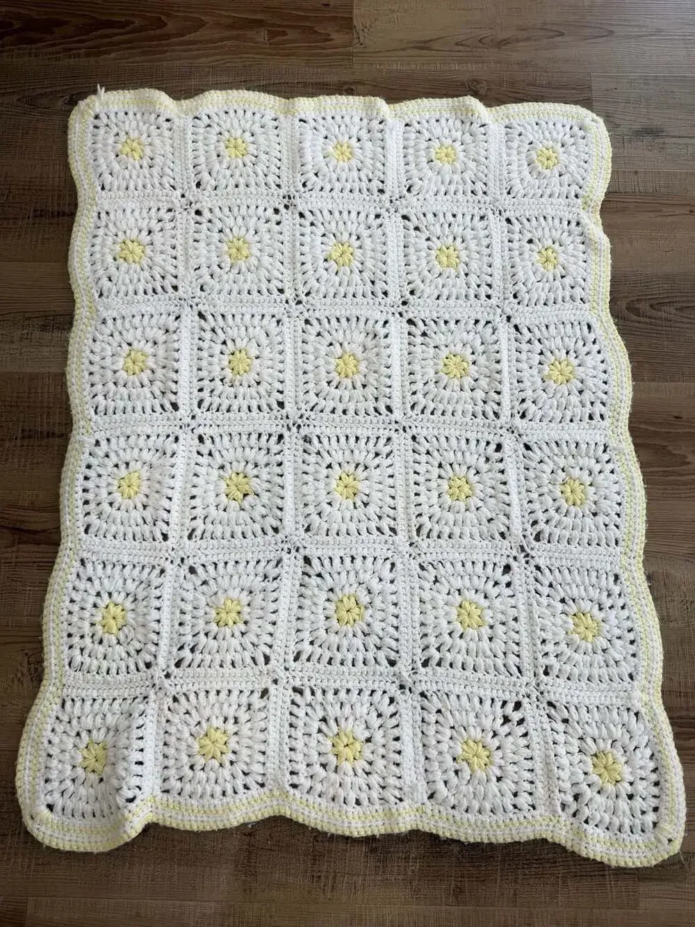 Handmade Crochet Granny Square Baby Blanket White Yellow Daisy Afghan